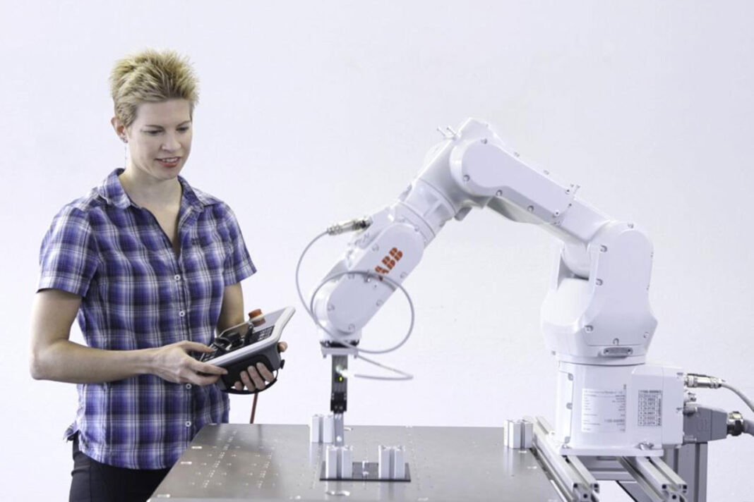 ABB industrial robots get Wizard Easy Programming software