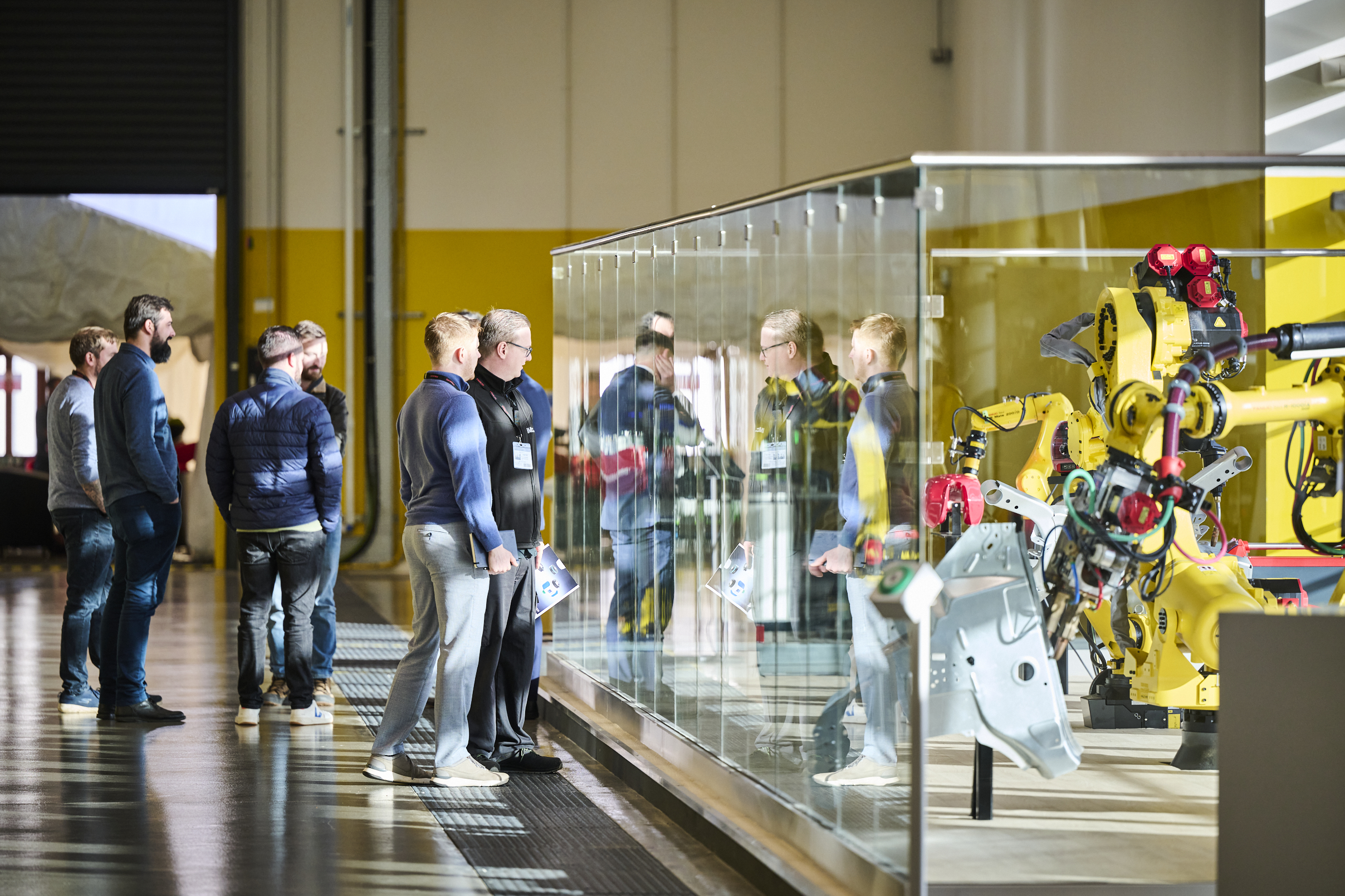 AUTOMATION LEADERS ADDRESS MANUFACTURING CHALLENGES AT FANUC UK OPEN HOUSE