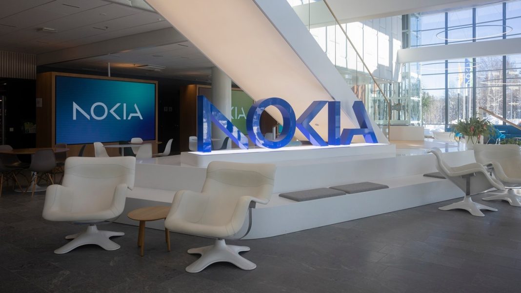 Unlocking Smart Factories with 5G Private Wireless and Open Ecosystems