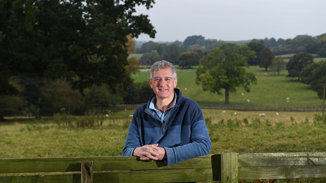 UK Factories Rebound, Though Expert Warns Against Overconfidence