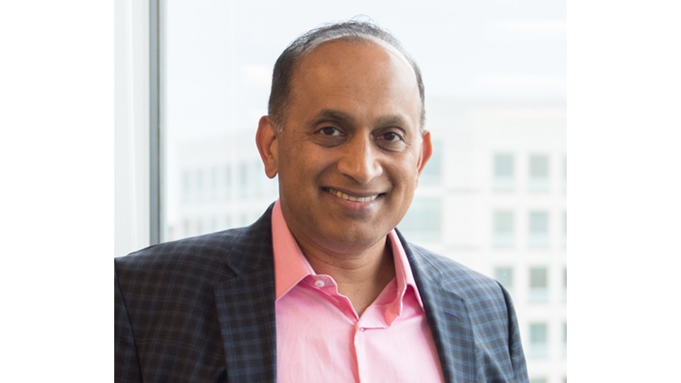 Cohesity Maestro: Data Protection, Recovery, and Security Intelligence Inside Existing Enterprise AI Workflows Cohesity Maestro: Data Protection, Recovery, and Security Intelligence Inside Existing Enterprise AI Workflows