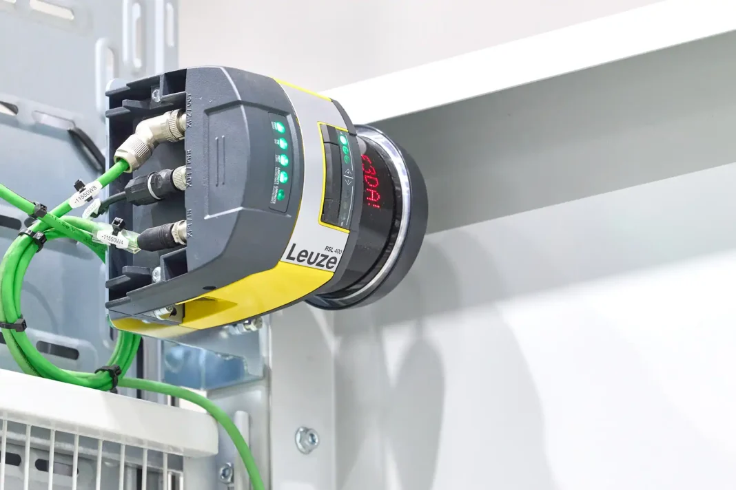 Leuze Sensor Technology Enables Safe Automation at SEW-EURODRIVE Leuze Sensor Technology Enables Safe Automation at SEW-EURODRIVE