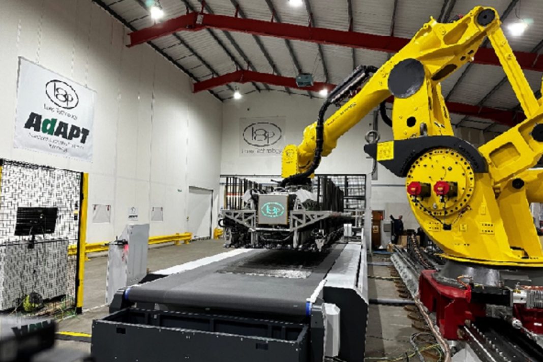 FANUC M-2000 industrial robot used in Loop Technology's FibreLINE system for large-scale aerospace composite manufacturing